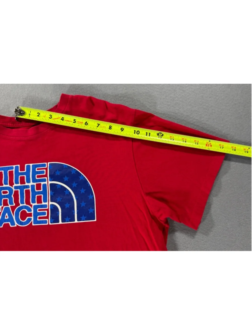 The North Face Men’s Red Large T-Shirt